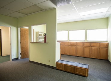 9548 m² Business park in Porterville, CA, 876 W Grand Ave (93257) - 5 | MatchOffice