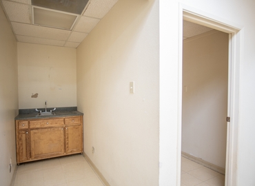 9548 m² Business center in Porterville, CA, 876 W Grand Ave (93257) - 19 | MatchOffice