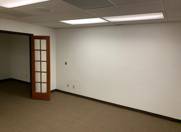 7510 m² Business center in Fresno, CA, 2377 West Shaw Ave (93711) - 19 | MatchOffice