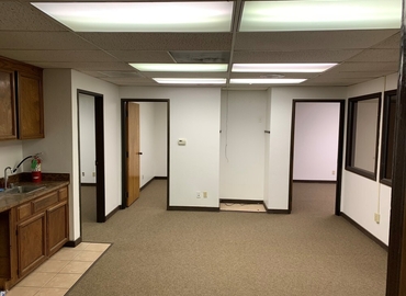 7510 m² Serviced office in Fresno, CA, 2377 West Shaw Ave (93711) - 22 | MatchOffice