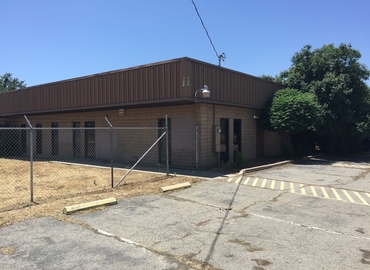2500 m² Business space in Porterville, CA, 601 S Main St (93257) - 2 | MatchOffice.com