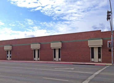 13000 m² Business space in Porterville, CA, 75 W Olive Ave (93257) - 1 | MatchOffice.com