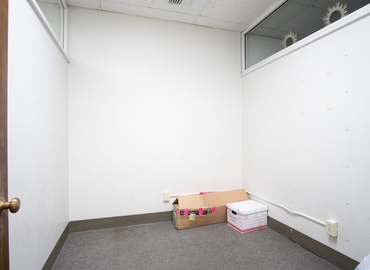 13000 m² Business center in Porterville, CA, 75 W Olive Ave (93257) - 8 | MatchOffice.com