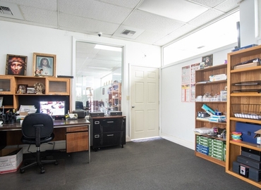 13000 m² Business center in Porterville, CA, 75 W Olive Ave (93257) - 11 | MatchOffice.com