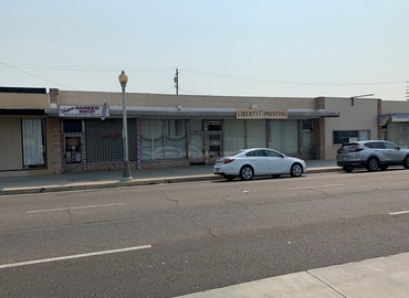 3480 m² Business space in Fresno, CA, 444 N Blackstone Ave (93701) - 2 | MatchOffice.com