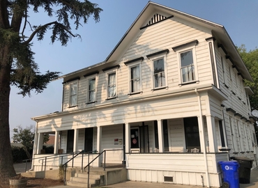 3738 m² Business park in Porterville, CA, 259 N Hockett Street (93257) - 1 | MatchOffice.com