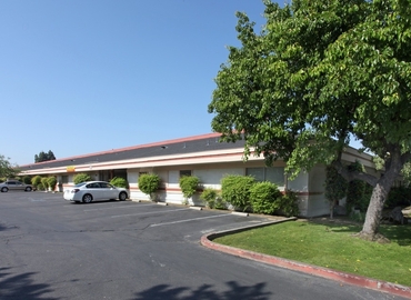 48688 m² Serviced office in Fresno, CA, 3710 N First Street (93726) - 5 | MatchOffice.com