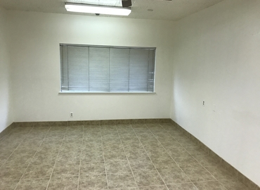 48688 m² Business space in Fresno, CA, 3710 N First Street (93726) - 8 | MatchOffice