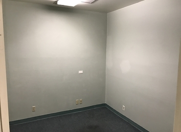 48688 m² Business space in Fresno, CA, 3710 N First Street (93726) - 17 | MatchOffice.com