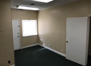 48688 m² Serviced office in Fresno, CA, 3710 N First Street (93726) - 22 | MatchOffice.com