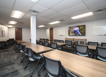 323 m² Conference center in Memphis, TN, 5865 Ridgeway Center Parkway (38120) - 7 | MatchOffice.com