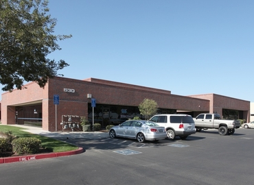 13765 m² Business space in Hanford, CA, 530 Kings County Dr (93230) - 1 | MatchOffice.com
