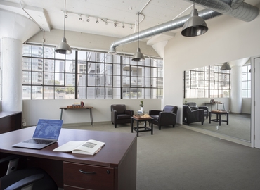 1615 m² Business park in Los Angeles, CA, 1201 S. Grand Ave. (90013) - 1 | MatchOffice.com