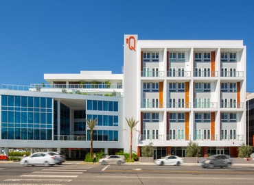 40 m² Business space in Woodland Hills, CA, Glade Avenue 6262 (91367) - 0 | MatchOffice