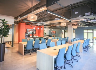40 m² Serviced office in Woodland Hills, CA, Glade Avenue 6262 (91367) - 1 | MatchOffice