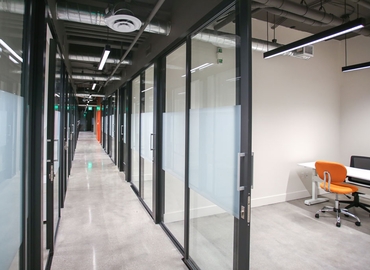 40 m² Business park in Woodland Hills, CA, Glade Avenue 6262 (91367) - 2 | MatchOffice.com