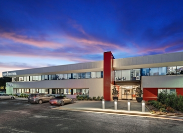 431 m² Business space in Dallas, TX,  17250 Dallas Parkway (75248) - 5 | MatchOffice
