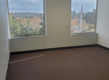 431 m² Meeting room in Fullerton, CA, North Harbor Boulevard 1440 (92835) - 15 | MatchOffice