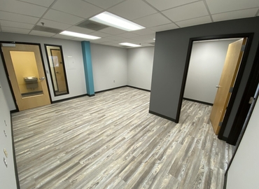 4930 m² Business space in Aurora, CO, 2922 Evergreen Parkway (80439) - 2 | MatchOffice