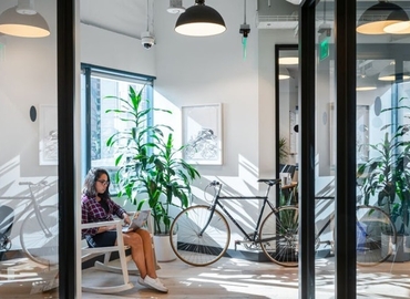 5382 m² Business park in Los Angeles, CA, West Broadway 100 (90802) - 4 | MatchOffice.com