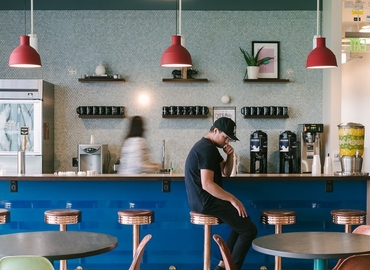 538 m² Serviced office in Irvine, CA, Spectrum Center Drive 200 (92618) - 0 | MatchOffice