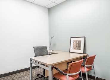 1076 m² Conference hall in Burr Ridge, IL, 1333 Burr Ridge Parkway (60527) - 3 | MatchOffice.com