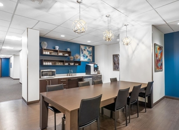 2691 m² Serviced office in Dallas, TX, 1341 W. Mockingbird Lane (75247) - 8 | MatchOffice.com