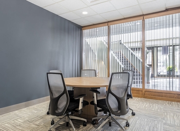 Virtual office in Bellevue, WA, 1400 112th Ave SE (98004) - 9 | MatchOffice.com