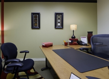 1076 m² Conference room in Dallas, TX, 15950 North Dallas Parkway (75248) - 7 | MatchOffice