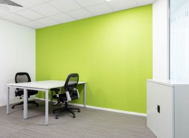 1076 m² Business space in Costa Mesa, CA, Anton Boulevard 555 (92626) - 0 | MatchOffice.com