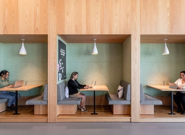 1076 m² Co-working  in Houston, TX, Town and Country Boulevard 800 (77024) - 6 | MatchOffice.com