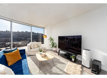 1076 m² Business center in Houston, TX, North Sam Houston Parkway East 363 (77060) - 4 | MatchOffice