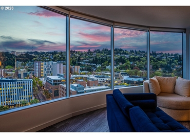 1076 m² Business center in Houston, TX, North Sam Houston Parkway East 363 (77060) - 8 | MatchOffice