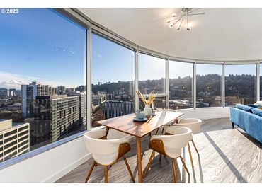 1076 m² Business center in Houston, TX, North Sam Houston Parkway East 363 (77060) - 9 | MatchOffice