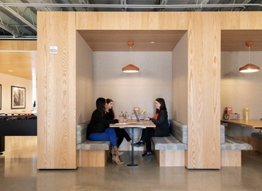 1076 m² Shared workspace  in Cincinnati, OH, Vine Street 1435 (45202) - 1 | MatchOffice.com