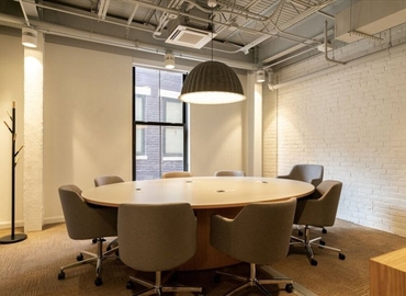 1076 m² Co-working  in Cincinnati, OH, Vine Street 1435 (45202) - 0 | MatchOffice.com