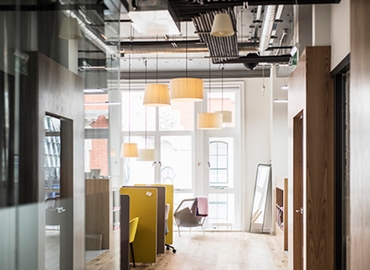 Virtual office space in Sacramento, CA, R Street 1610 (95811) - 1 | MatchOffice.com