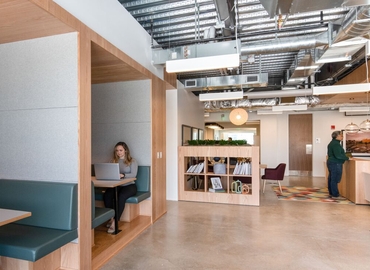 1076 m² Business park in Milwaukee, WI, North Water Street 1433 (53202) - 6 | MatchOffice