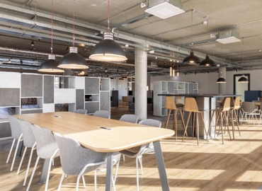 2691 m² Shared workspace  in Tampa, FL, 7320 East Fletcher Avenue (33637) - 3 | MatchOffice.com