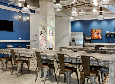 1076 m² Conference center in Portland, Northwest Irving Street 1455 (97209) - 2 | MatchOffice