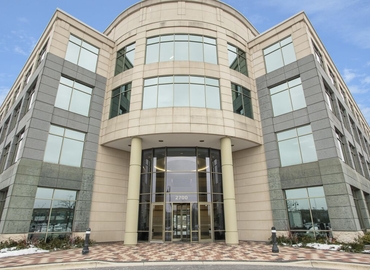 1076 m² Meeting room in Glenview, IL, Patriot Boulevard 2700 (60026) - 1 | MatchOffice.com