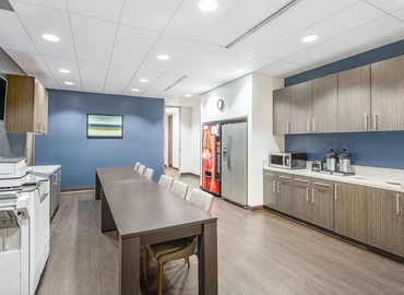 1076 m² Conference hall in Minnetonka, MN, Carlson Parkway 601 (55305) - 10 | MatchOffice.com