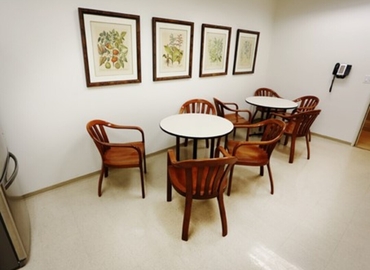 1076 m² Conference hall in Woodland Hills, CA, Burbank Boulevard 21900 (91367) - 6 | MatchOffice