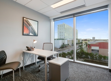 1076 m² Conference hall in Miami, FL, 323 Sunny Isles Blvd (33160) - 4 | MatchOffice