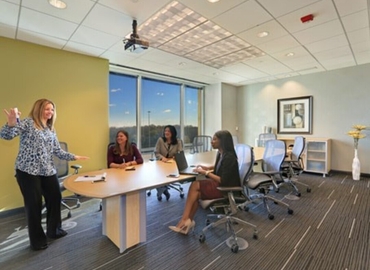 2691 m² Business park in Schaumburg, IL, 10 N. Martingale Rd. (60173) - 8 | MatchOffice.com