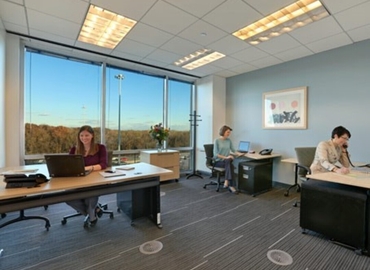 Virtual business address in Schaumburg, IL, 10 N. Martingale Rd. (60173) - 6 | MatchOffice.com