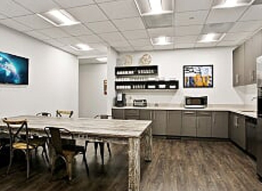 1076 m² Conference center in San Francisco, CA, 1320 Willow Pass Road (94520) - 4 | MatchOffice