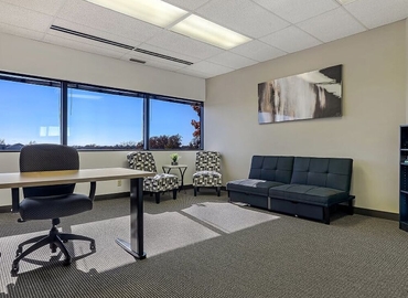 1076 m² Conference center in Tulsa, OK, South Yale Avenue 7136 (74136) - 1 | MatchOffice