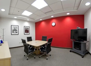 1076 m² Convention center in Glendale, WI, West Silver Spring Drive 500 (53217) - 6 | MatchOffice.com