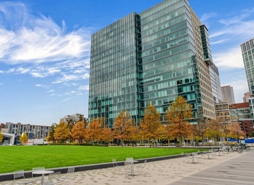 1076 m² Conference hall in Boston, MA, Marina Park Drive 1 (02210) - 0 | MatchOffice